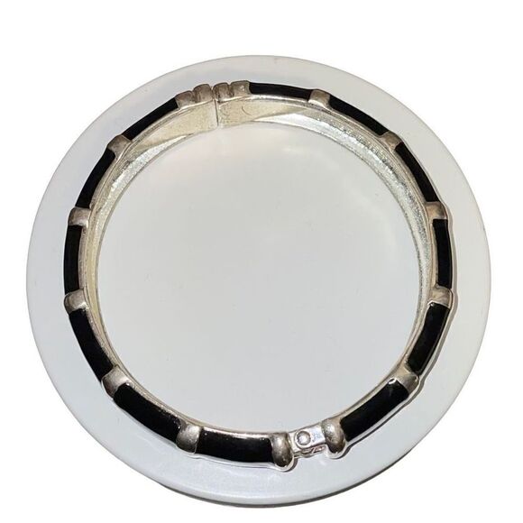 Vintage Black Onyx & Silver Enamel Hinge Bracelet - Picture 8 of 12